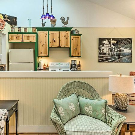 Couples Haven In Frankfort By Lake, Trails And Dtwn Exterior photo