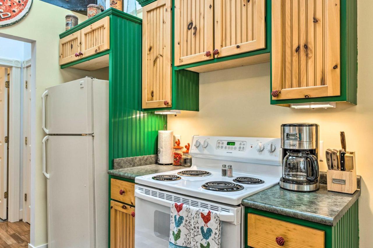 Couples Haven In Frankfort By Lake, Trails And Dtwn Exterior photo