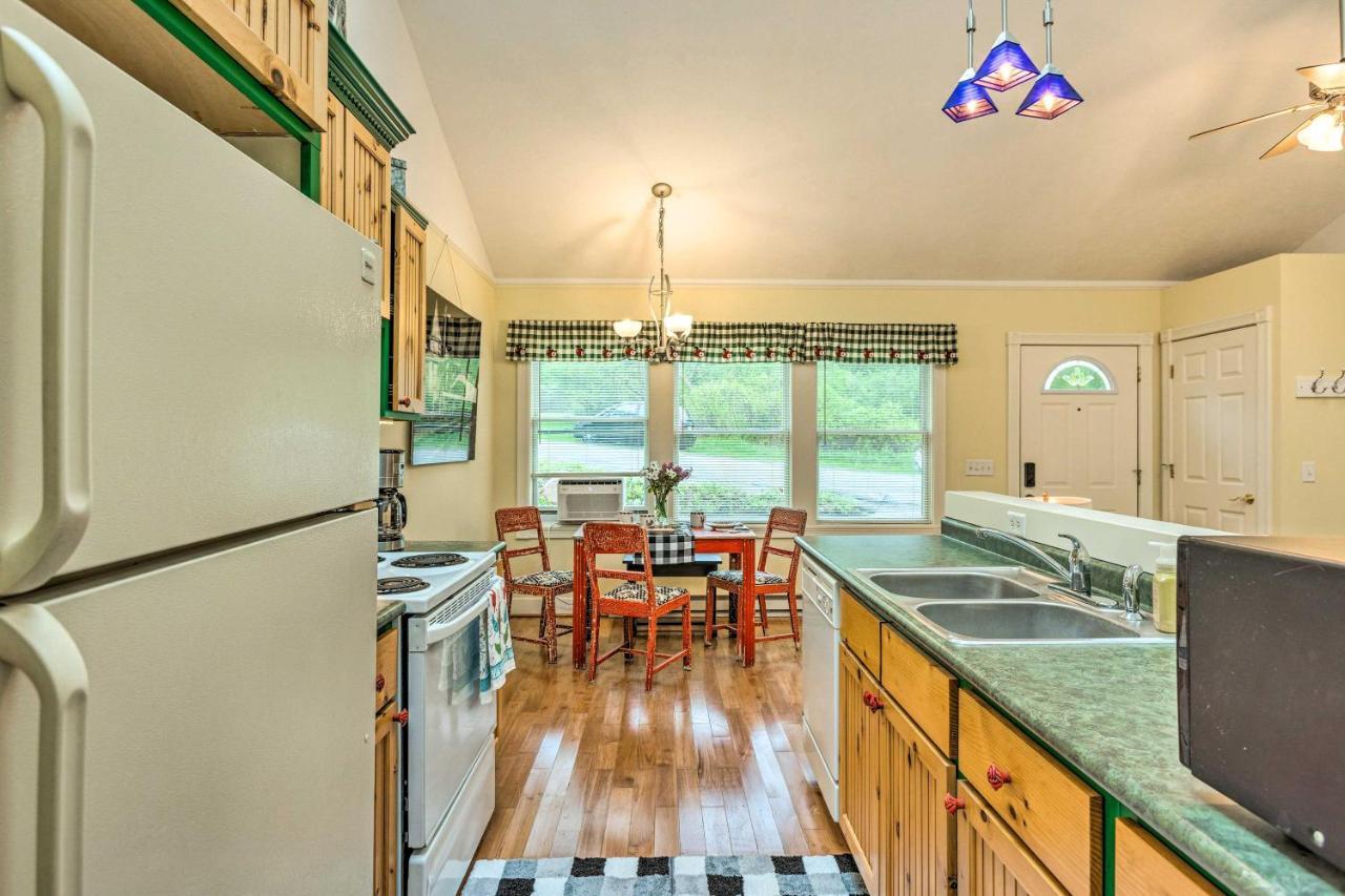 Couples Haven In Frankfort By Lake, Trails And Dtwn Exterior photo