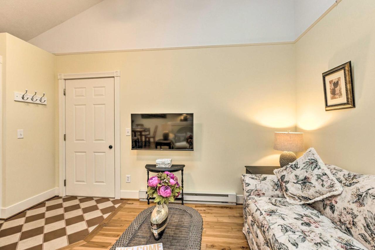 Couples Haven In Frankfort By Lake, Trails And Dtwn Exterior photo